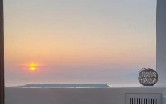 MAEVA Santorini Suites