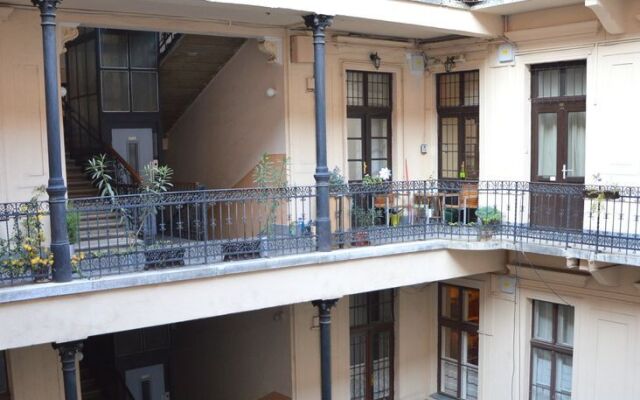 RBNB Apartments - Inner City III.