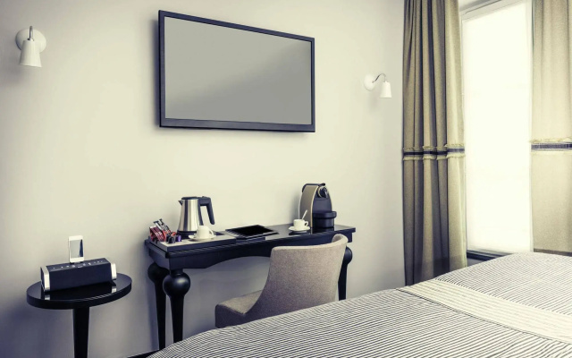 Mercure Paris Arc de Triomphe Wagram