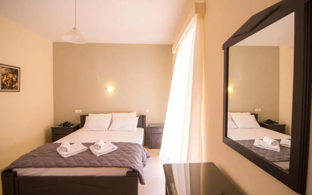 Adonis Hotel
