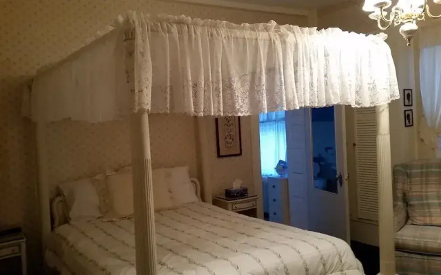 Victorian Inn B&B