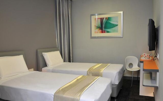 U Pac Hotel