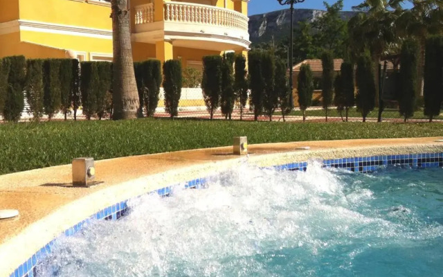 LOVELY APARTMENT DENIA, piscina, jacuzzi, pádel, parking