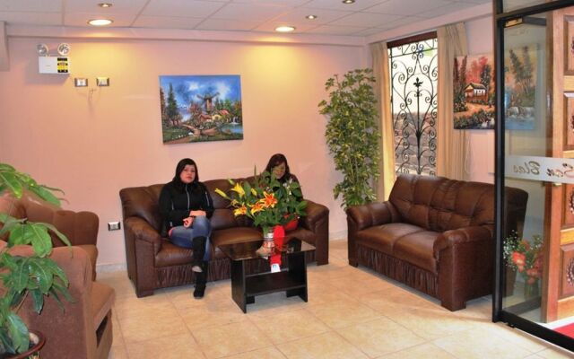 Hostal Villa San Blas