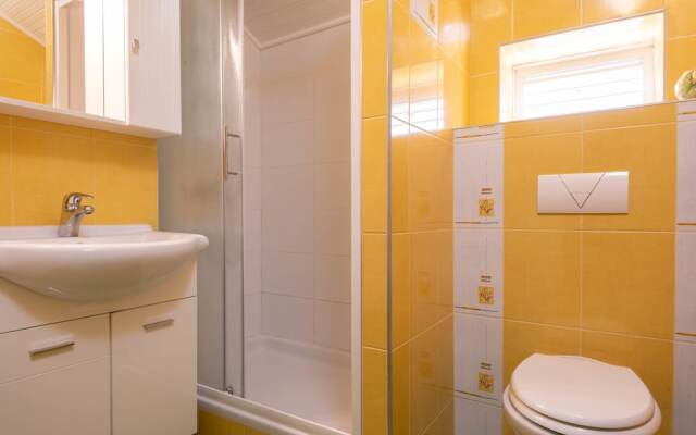 Apartments Jaksa