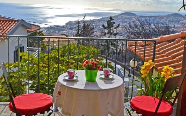 House With One Bedroom In Funchal, With Wonderful Sea View, Enclosed Garden And Wifi