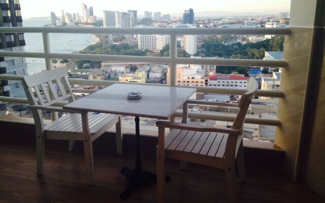 View Talay 6 Pattaya Beach Condominium