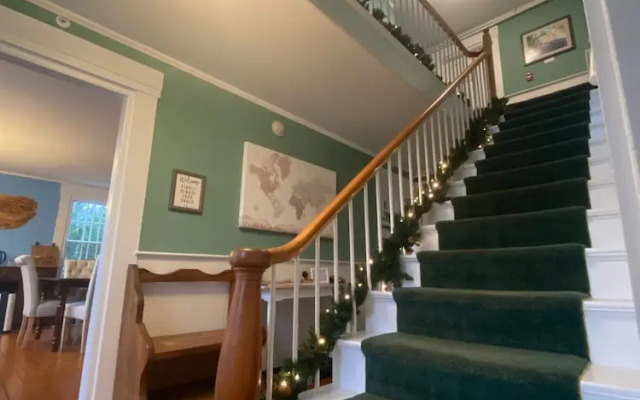 The White Gables Inn