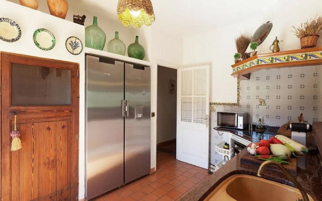 Rustic House in Mancor With Pool