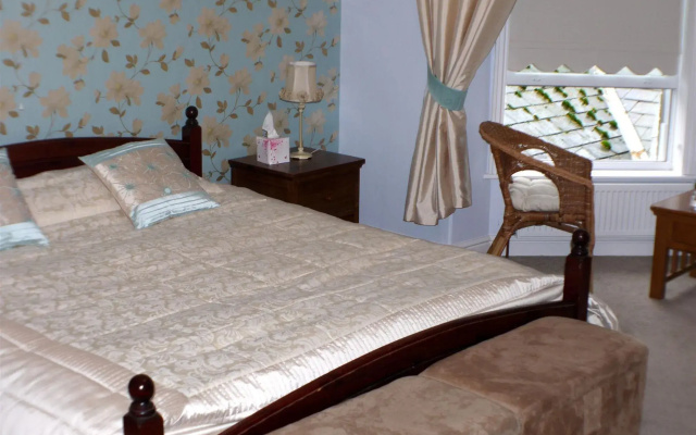 The Salhouse Lodge