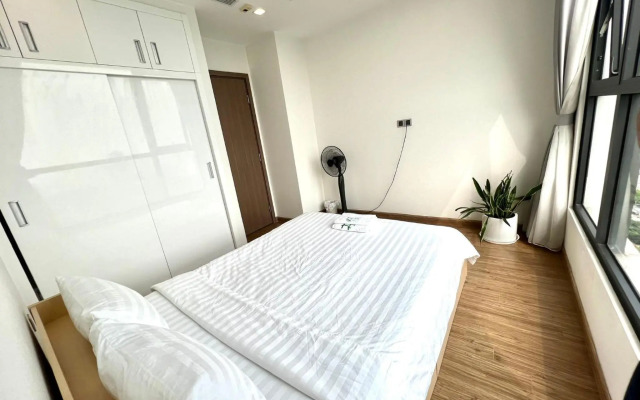 2 Bedrooms in luxury @Vinhomes Green Bay Ha Noi.