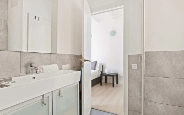 Cozy Apartment in Sagrada Familia
