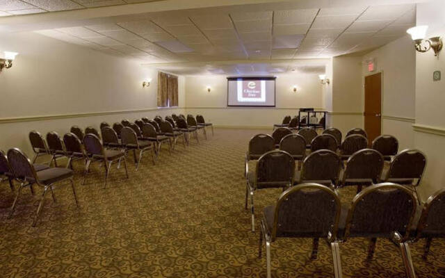 Clarion Inn And Conference Centre