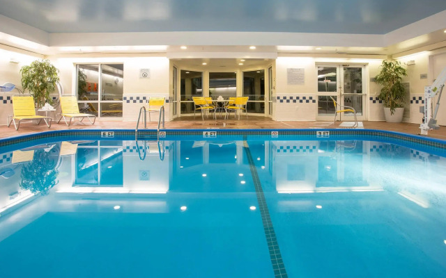 Fairfield Inn & Suites by Marriott Boston Milford