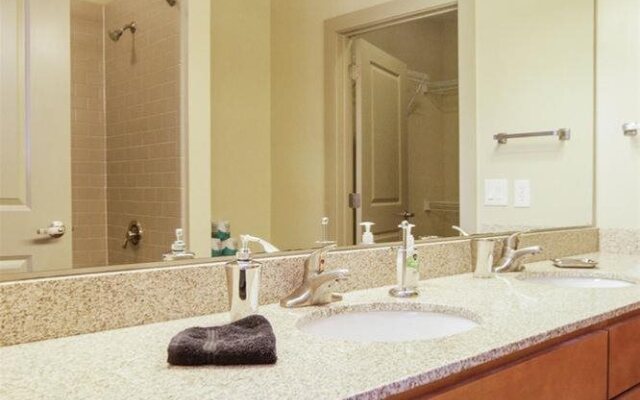 Music City by Nashville Vacations