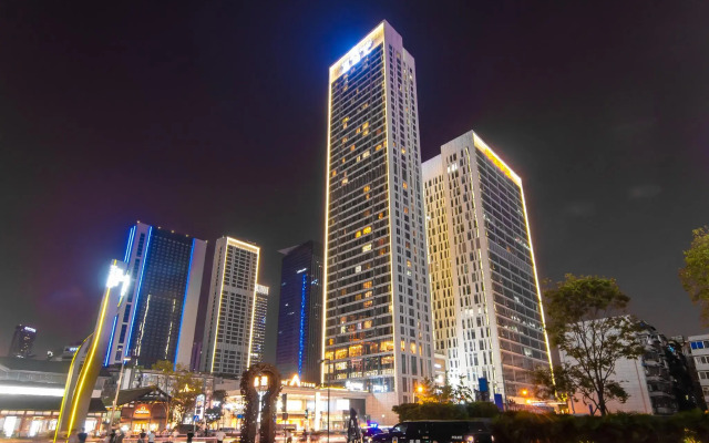 Chengdu Zhishang Apartment