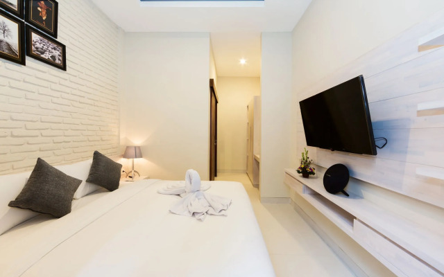 Paisa Seminyak Living