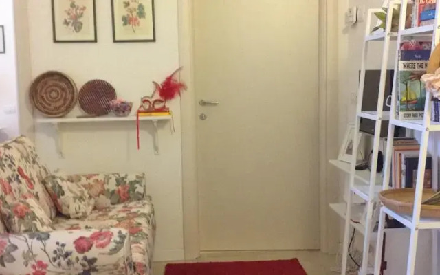 Golgi Apartment
