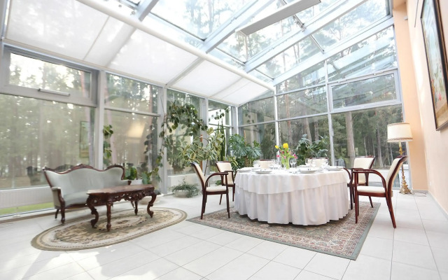 Royal Spa Residence