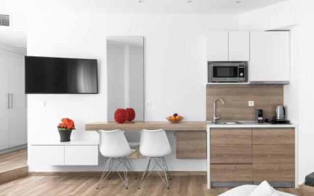 Hermes Suites, Nilie Hospitality MGMT