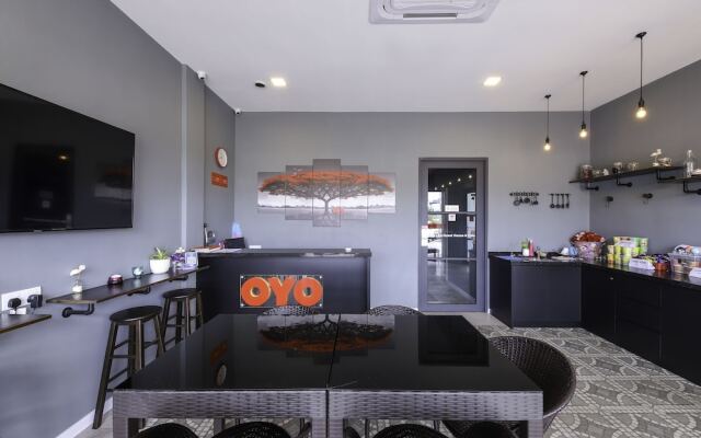 OYO 1145 Lea Guest House & Cafe