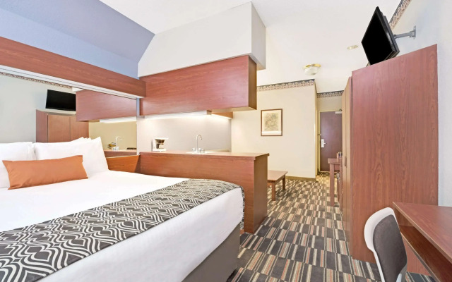 Microtel Inn & Suites by Wyndham Urbandale/Des Moines