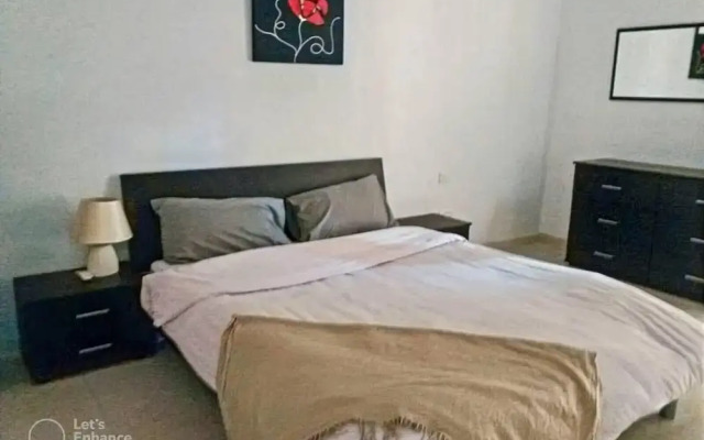 Remarkable 2-bed Apartment in St Julians