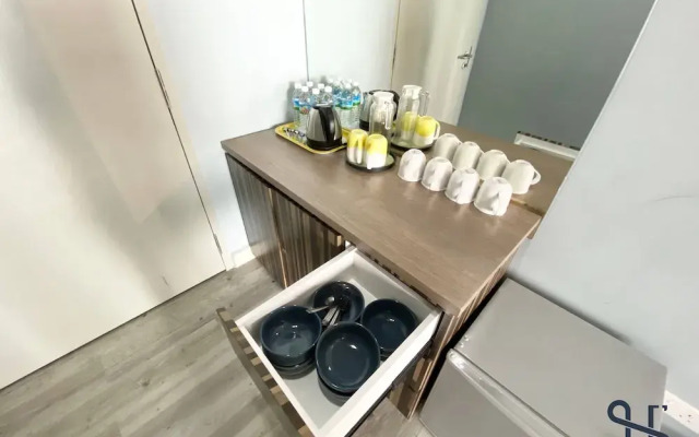 Homesuite' Home at Aeropod SOVO