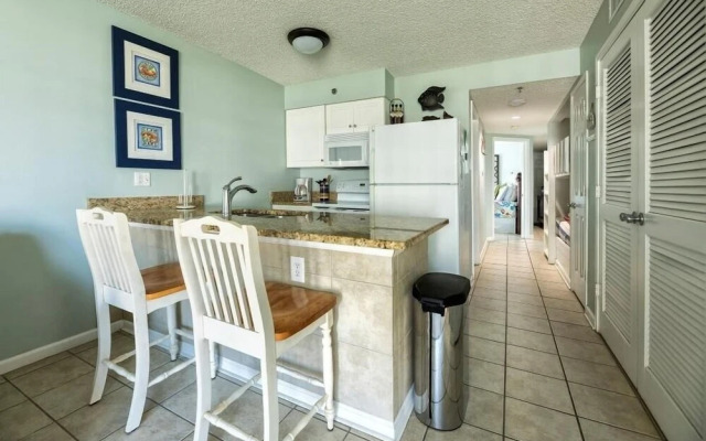 Tradewinds 408 1 Bedroom Condo