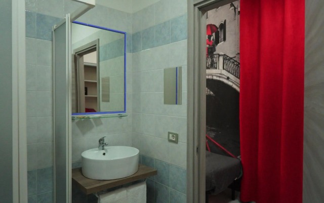 Hotel Canarino