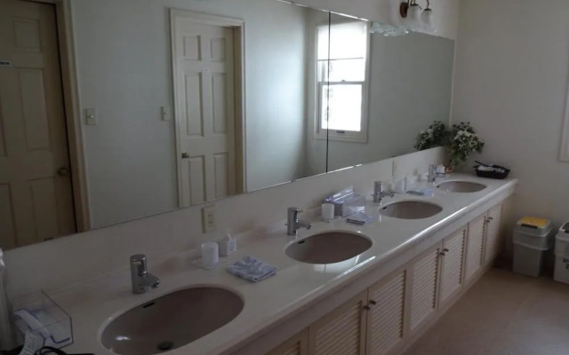 Guest House Bunk