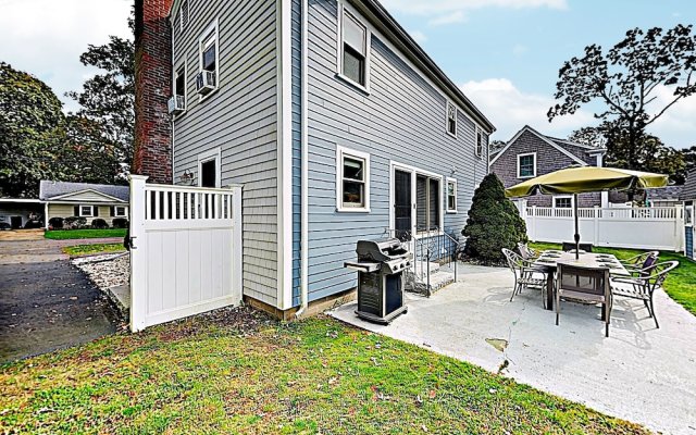 Walkable Falmouth Hts Beach Home by RedAwning