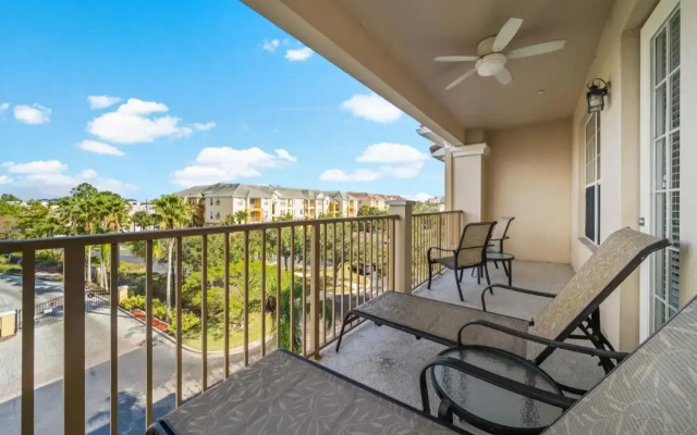 4816 Cayview Avenue #407