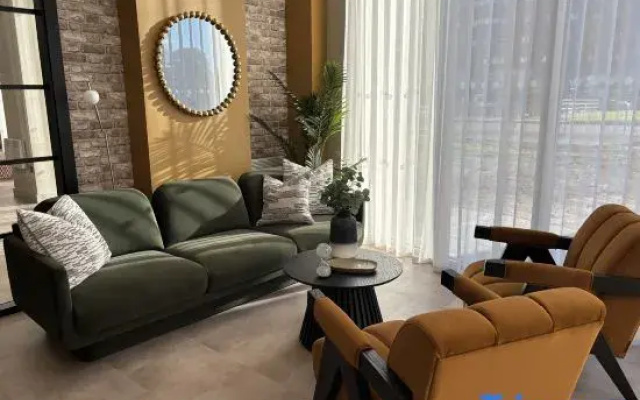 Stylish apartment in central Birmingham, with Parking