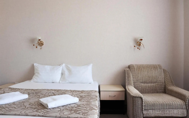 Nostalzhi Guest House