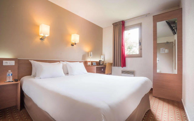 Hotel Kyriad Le Bourget Centre-Parc des Expositions - Image 6