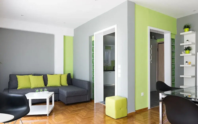 Brand new Stylish 2 bedroom apartment