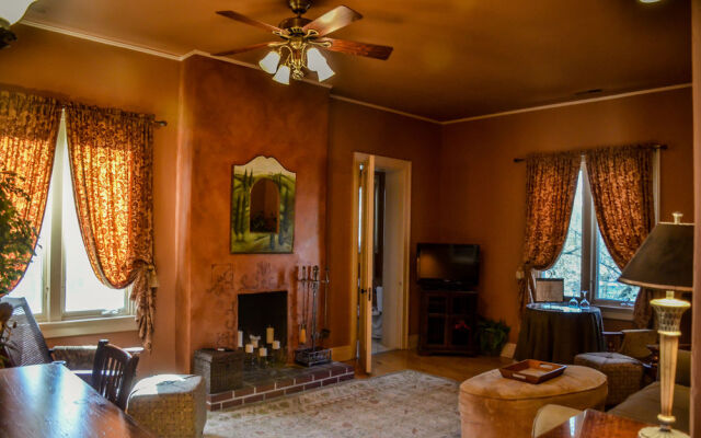 Inn at the Villa