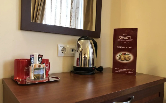 Hotel Favorit