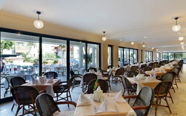 Hotel Justiniano Beach