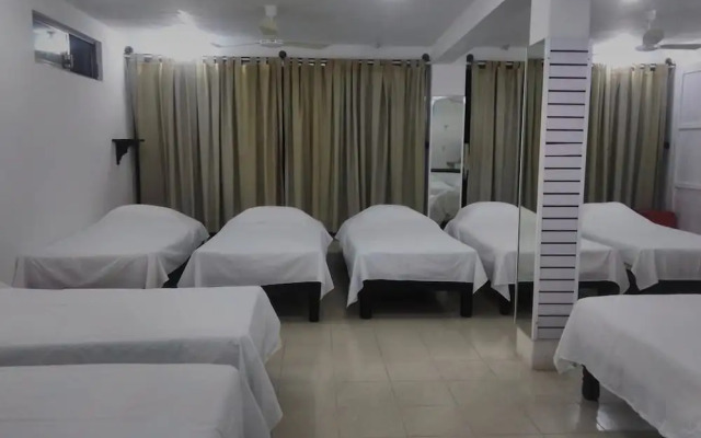 Hostal Frida - Adults Only - Hostel