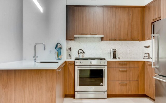 Global Luxury Suites Capitol Riverfront