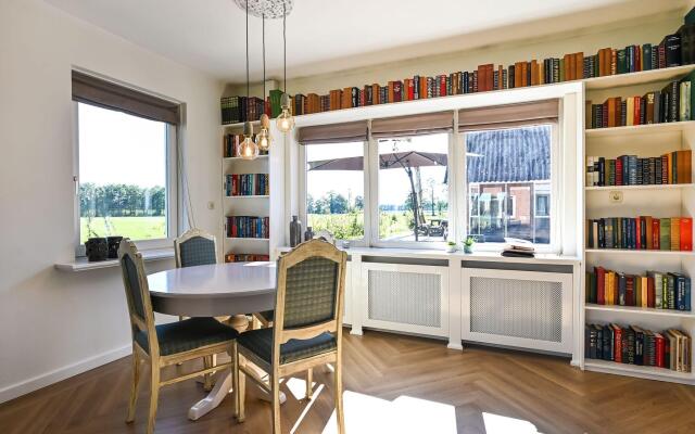 Relaxing Holiday Home in Hellendoorn with Garden