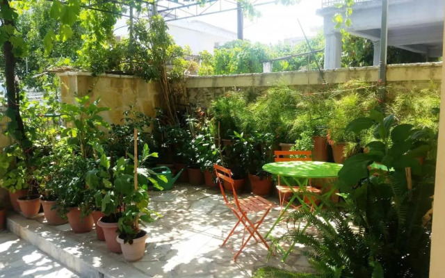 Seafront apartment ΙΙ in Kiveri, near Nafplion.