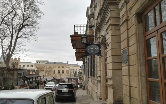 Hostel 124