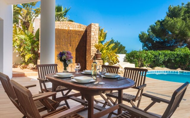 Villa Los Cuatro Arcos