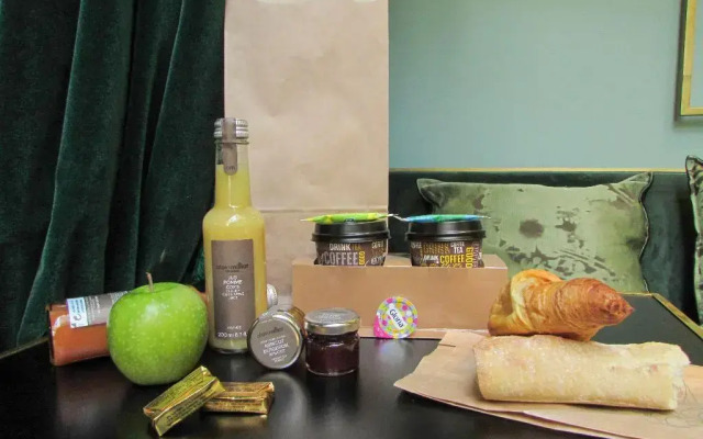 Hotel Innes by HappyCulture