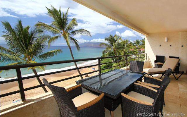Polo Beach Club Vacation Rentals - APlus Resorts