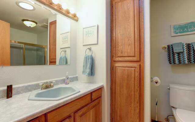 Larkspur Trail 3 Bedroom Home by RedAwning