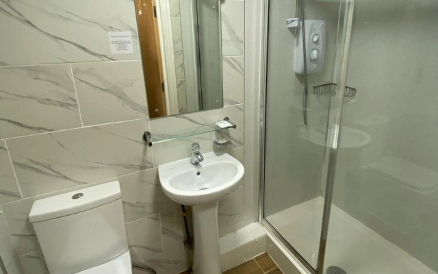 PremierLux Serviced Apartments